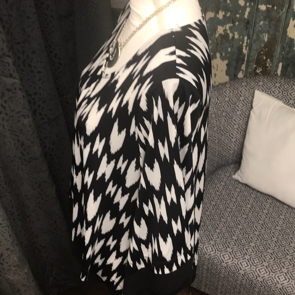 Tunic top - Picture 2 of 6